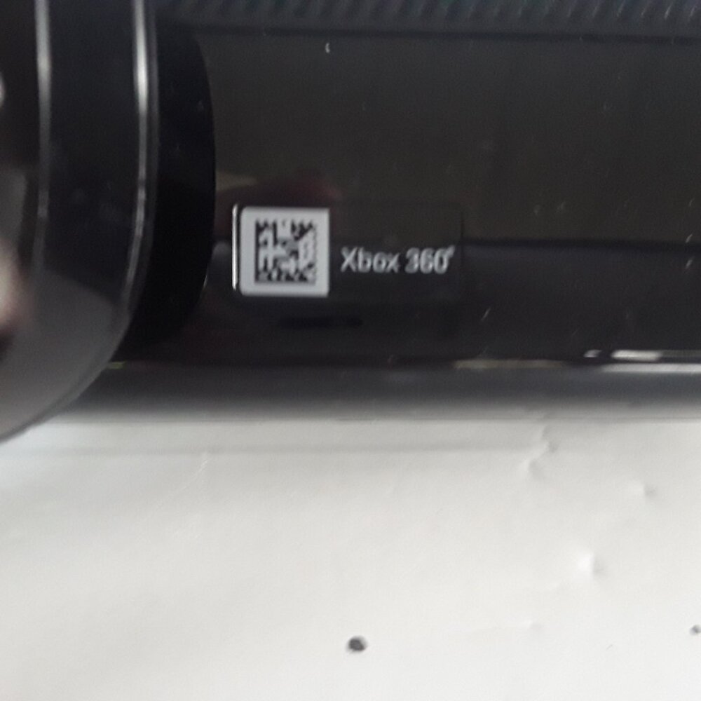 Xbox 360 Kinect - Picture 6 of 7
